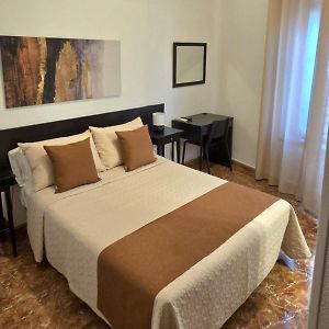 Hostal Prada